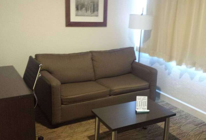 هتل Best Western Pony Soldier Inn & Suites