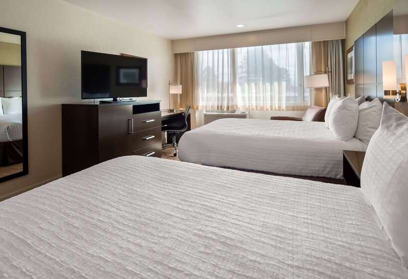 هتل Best Western Pony Soldier Inn & Suites