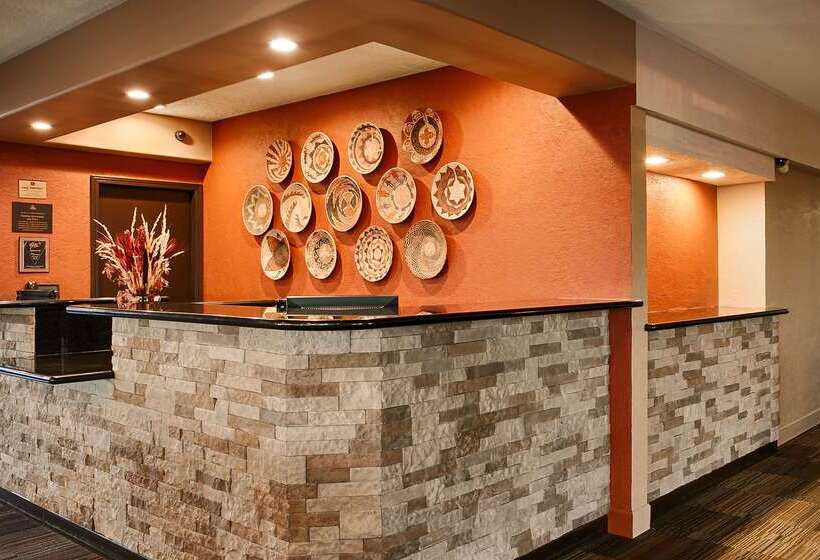 هتل Best Western Pony Soldier Inn & Suites