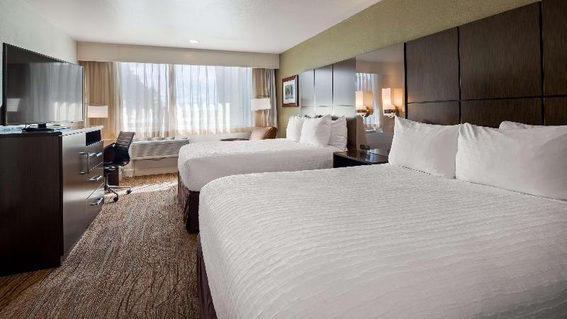 هتل Best Western Pony Soldier Inn & Suites