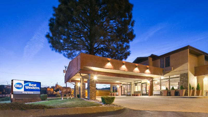هتل Best Western Pony Soldier Inn & Suites