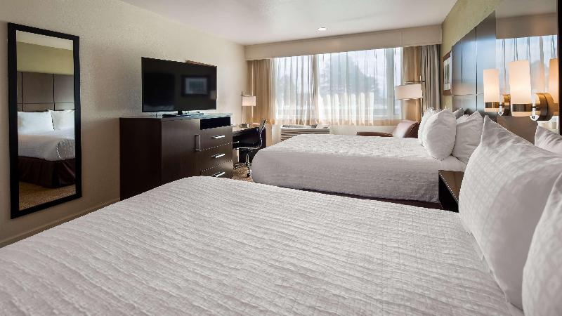 هتل Best Western Pony Soldier Inn & Suites