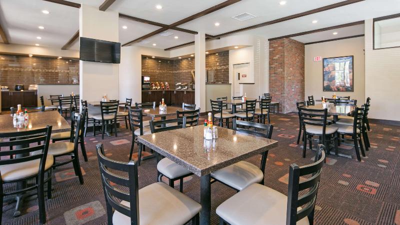 هتل Best Western Pony Soldier Inn & Suites