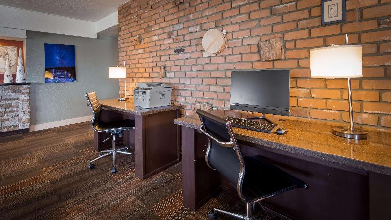 هتل Best Western Pony Soldier Inn & Suites