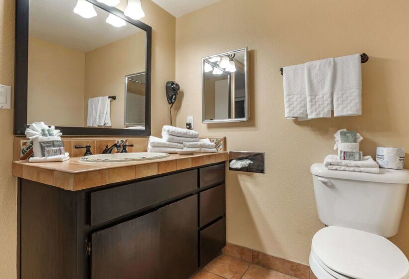 فندق Best Western Rose Garden Inn