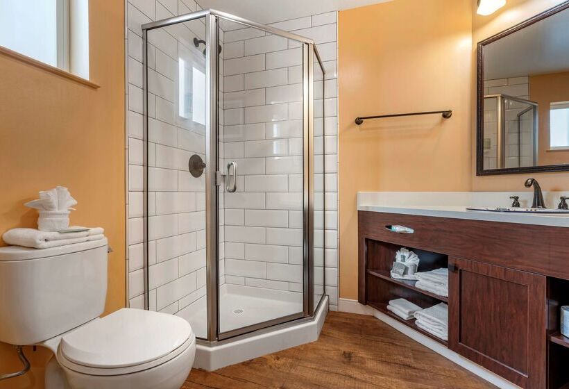 فندق Best Western Rose Garden Inn