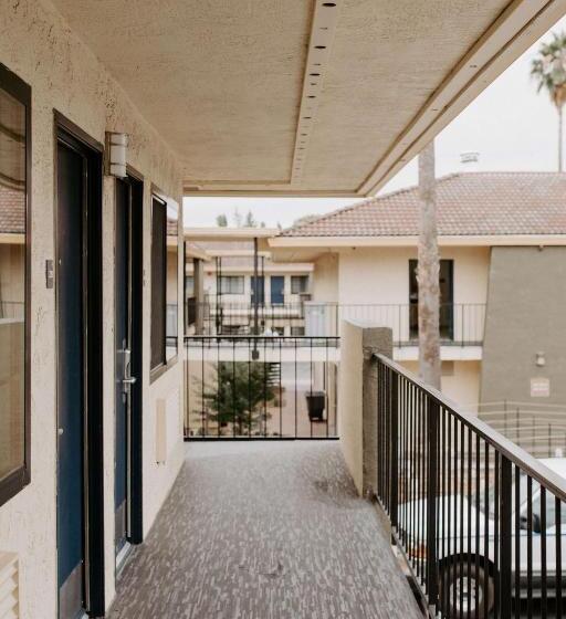 בית מלון כפרי Best Western Sonoma Winegrower's Inn