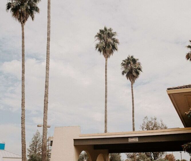 בית מלון כפרי Best Western Sonoma Winegrower's Inn