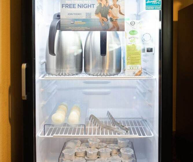 Отель Best Western Sonoma Winegrower's Inn