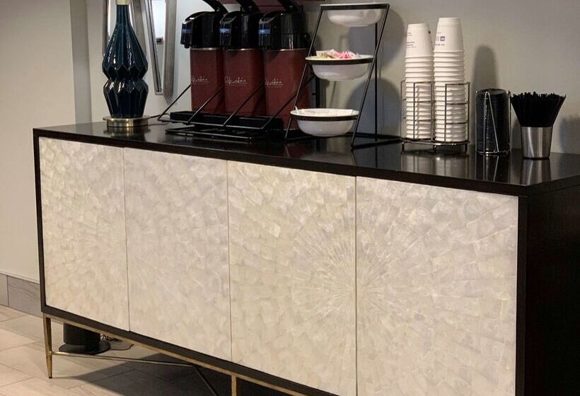 בית מלון כפרי Best Western Tallahasseedowntown Inn And Suites