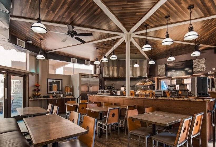 Best Western Yuma Mall Hotel & Suites