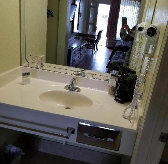 فندق Bestway Inn   Madison