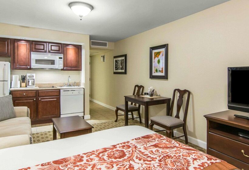 هتل Bluegreen Vacations Patrick Henry Sqr, Ascend Resort Collection