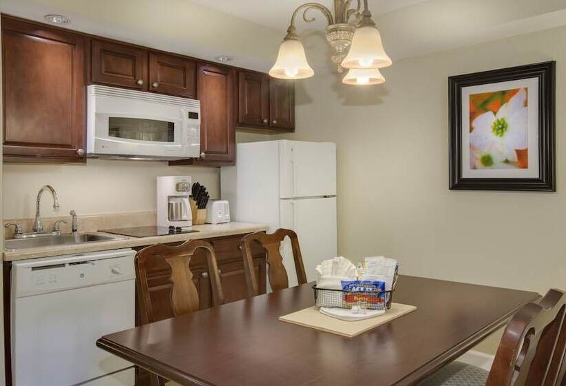 בית מלון כפרי Bluegreen Vacations Patrick Henry Sqr, Ascend Resort Collection