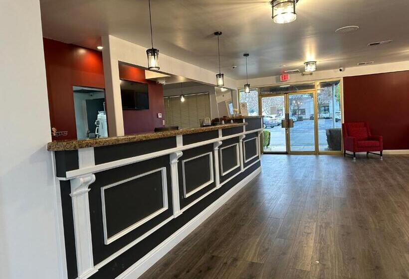 בית מלון כפרי Red Roof Inn Yuba City Bonanza   Marysville