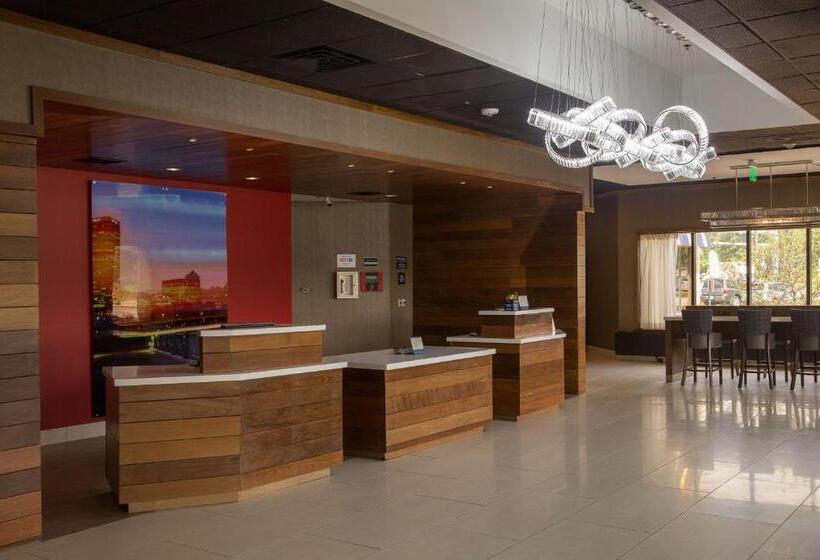 فندق Holiday Inn Brookfield   Milwaukee, An Ihg