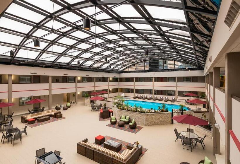 فندق Holiday Inn Brookfield   Milwaukee, An Ihg