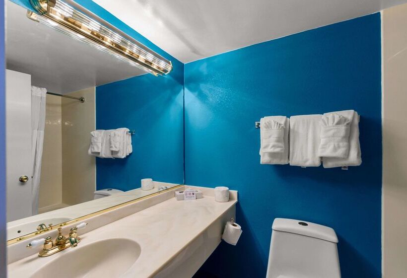 호텔 Clarion Inn Falls Church-Arlington