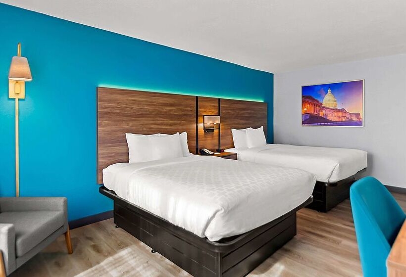 호텔 Clarion Inn Falls Church-Arlington