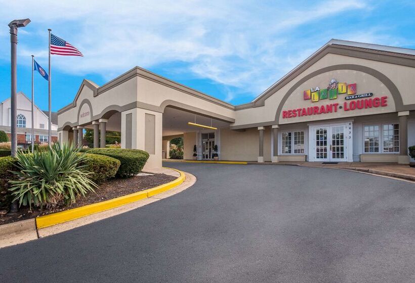 호텔 Clarion Inn Falls Church-Arlington