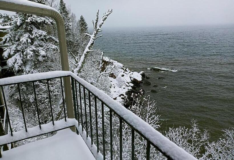 호텔 Cliff Dweller On Lake Superior