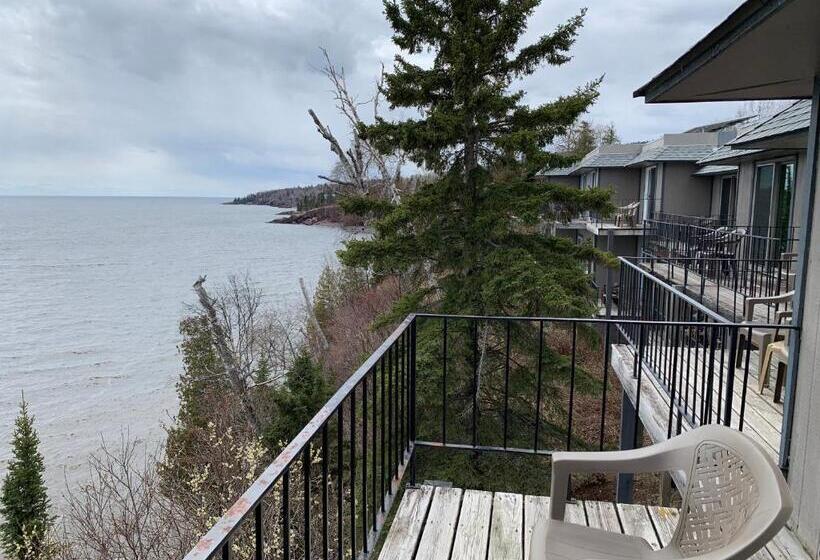 호텔 Cliff Dweller On Lake Superior