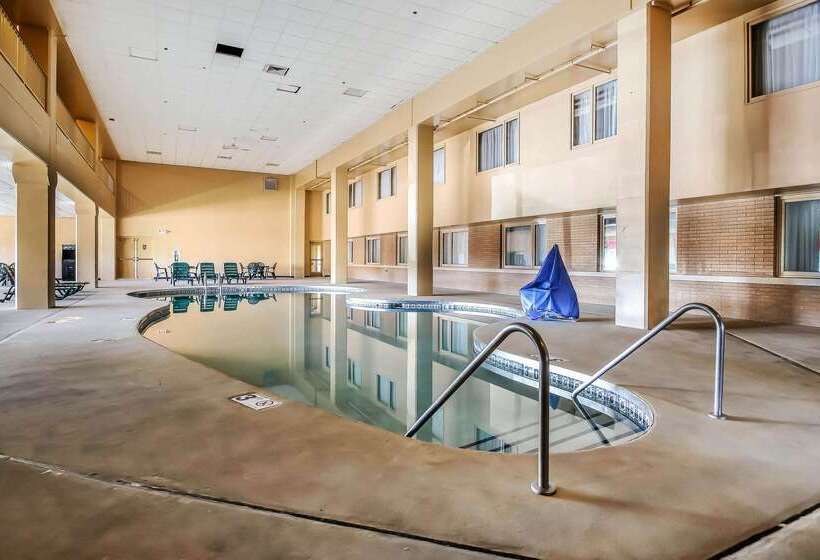 فندق Comfort Inn & Suites