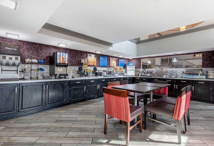 فندق Comfort Inn & Suites Nashville Near Tanger Outlets I 24 Antioch