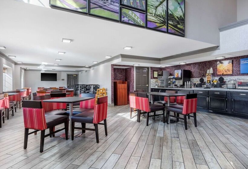 فندق Comfort Inn & Suites Nashville Near Tanger Outlets I 24 Antioch