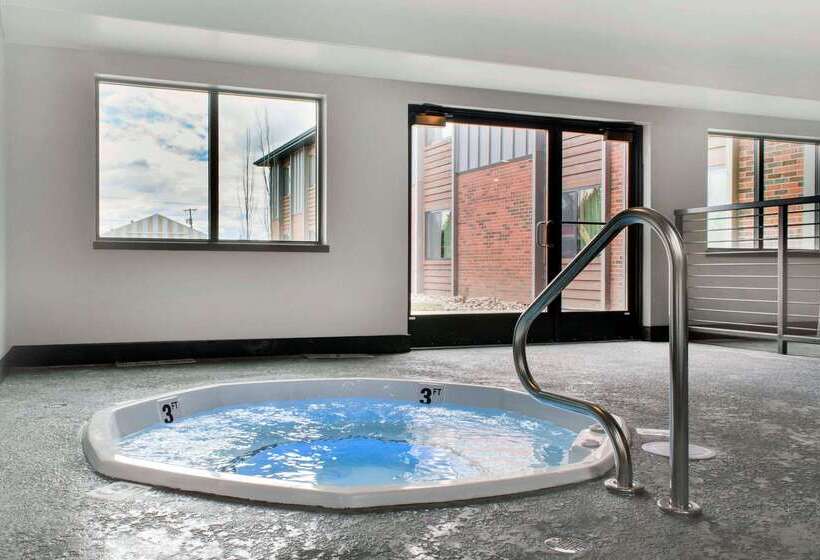 Copper King Convention Center, Ascend Hotel Collection