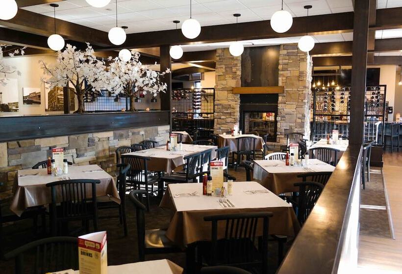 Copper King Convention Center, Ascend Hotel Collection