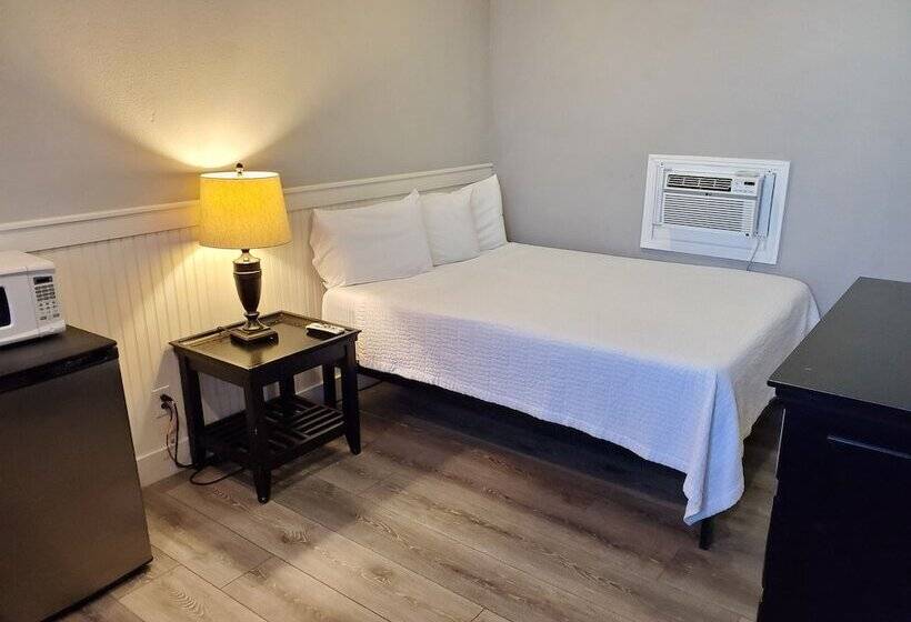 호텔 Coronado Island Inn