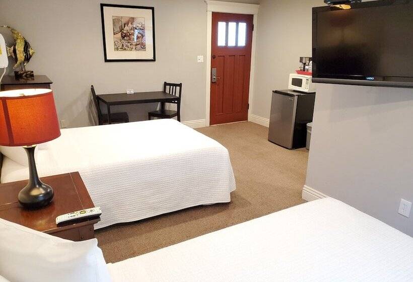 호텔 Coronado Island Inn