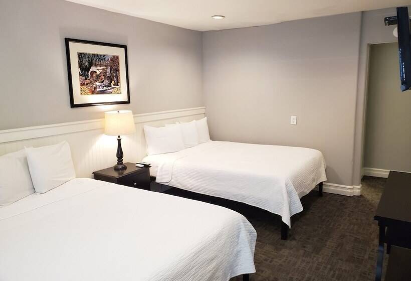 호텔 Coronado Island Inn