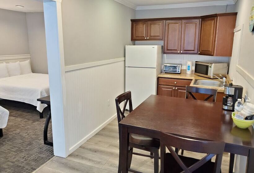 호텔 Coronado Island Inn