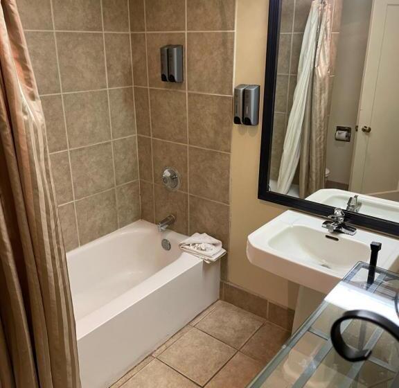 Coronado Motor Hotel, A Travelodge By Wyndham