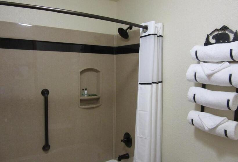 فندق Crosswinds Inn