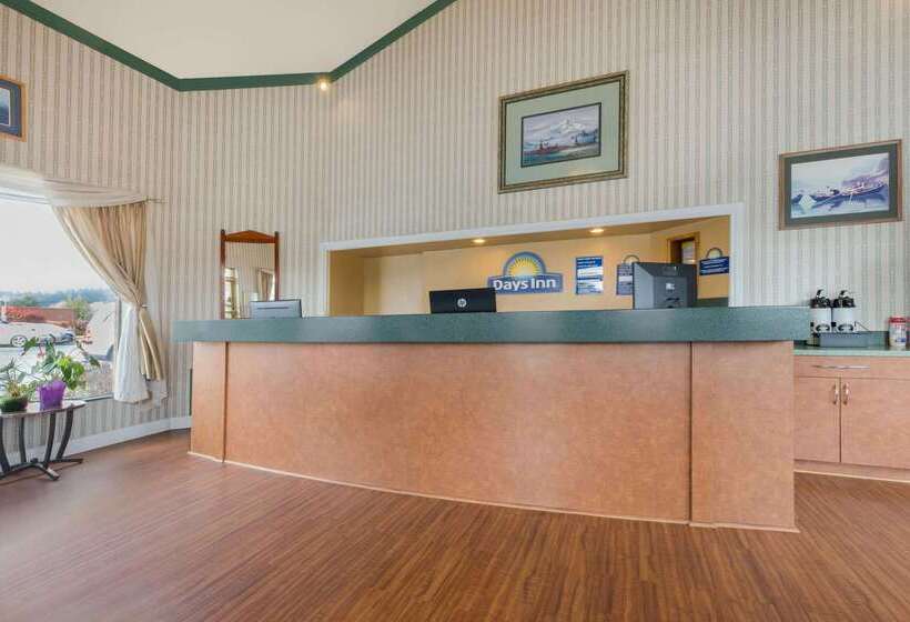 Отель Days Inn By Wyndham Auburn