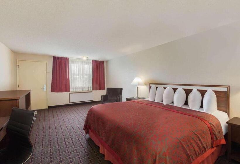 Отель Days Inn By Wyndham Auburn