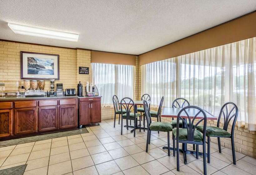 فندق Days Inn By Wyndham Batesville Ar