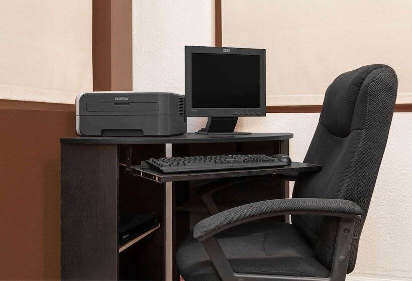 Отель Days Inn By Wyndham Burns