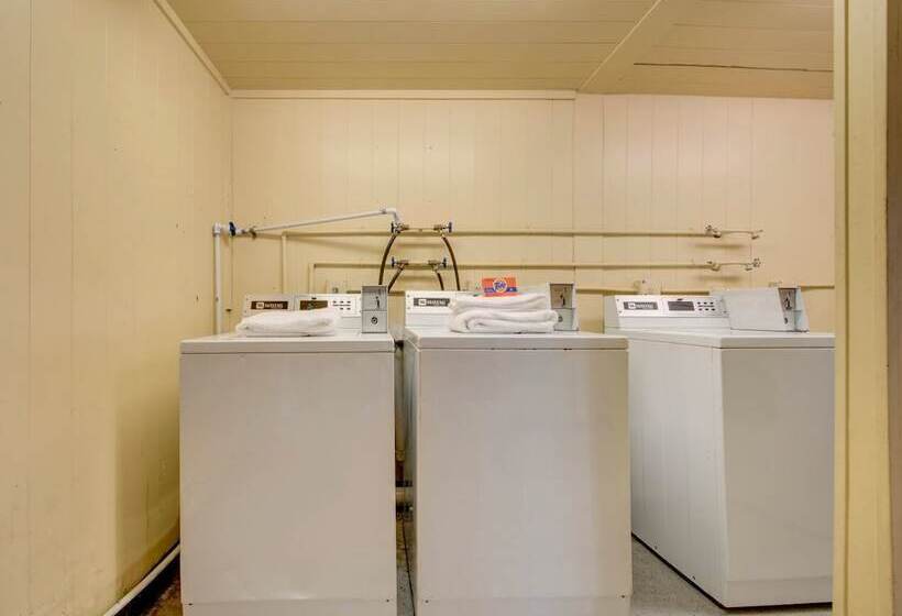 酒店 Days Inn By Wyndham College Station University Drive