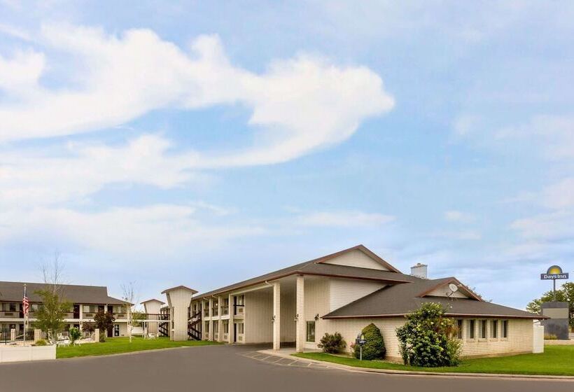 فندق Days Inn By Wyndham Delta