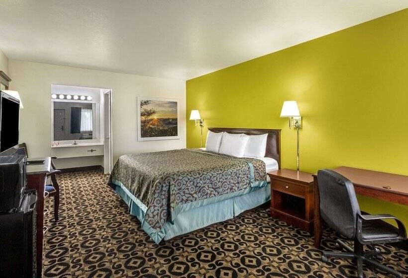 فندق Days Inn By Wyndham Delta