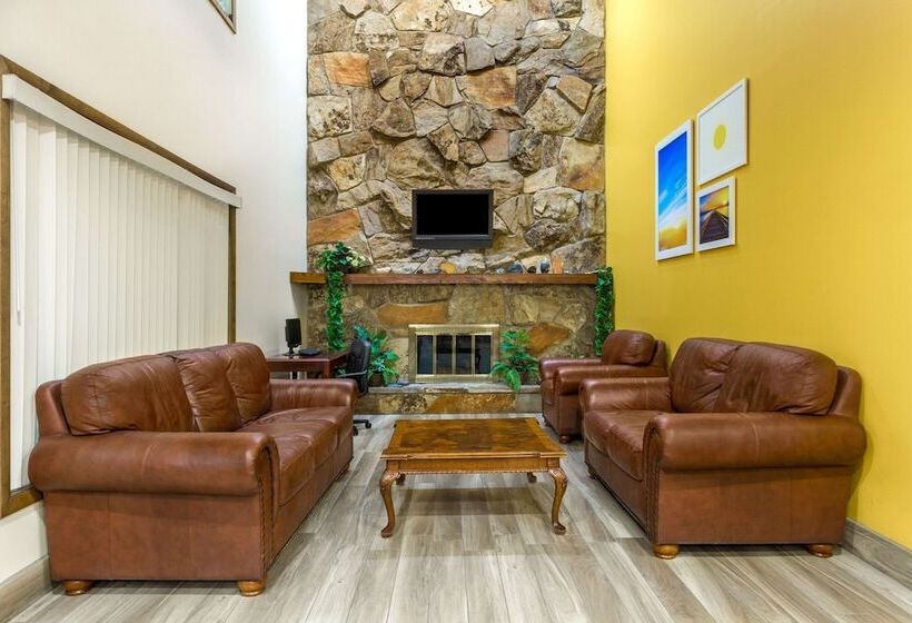 فندق Days Inn By Wyndham Delta