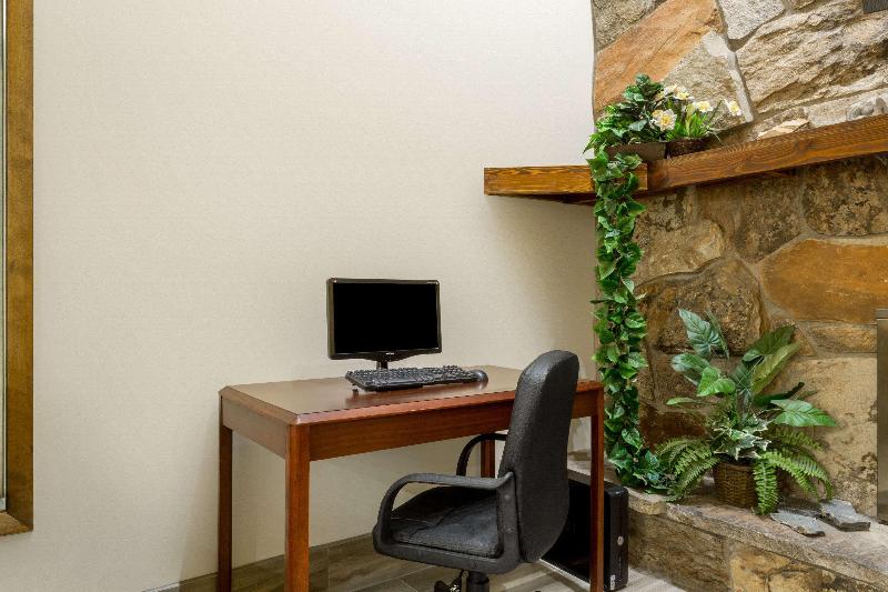 فندق Days Inn By Wyndham Delta