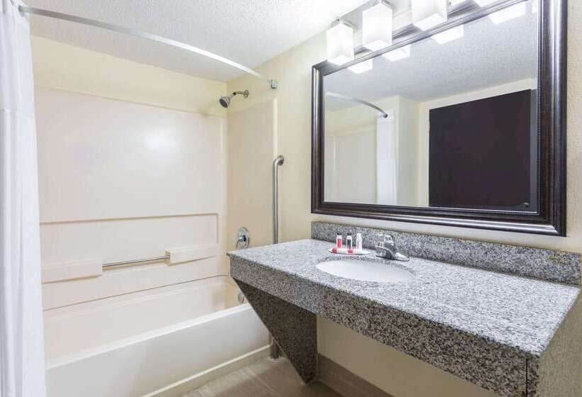 ホテル Days Inn By Wyndham Newberry South Carolina