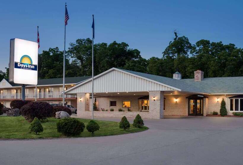 בית מלון כפרי Days Inn By Wyndham Whitmore Lake