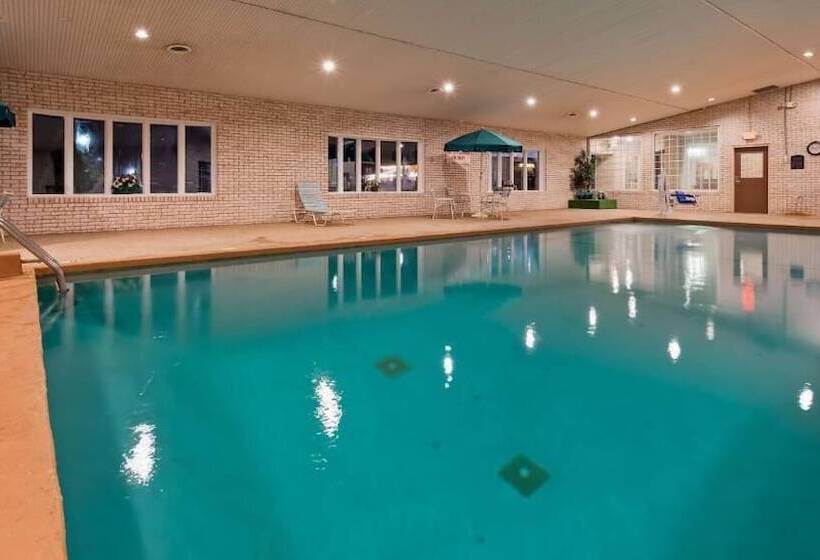 בית מלון כפרי Days Inn By Wyndham Whitmore Lake