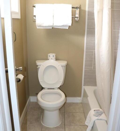 호텔 Deluxe Inn Miami Ok